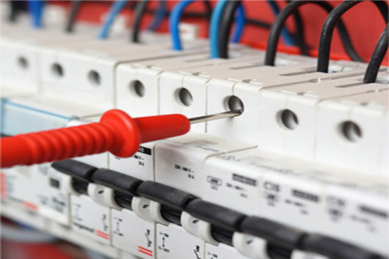 紅黃藍(lán)三根電線怎么接？